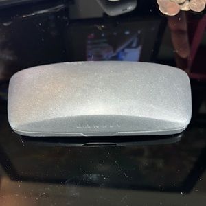 Oakley kids glasses case